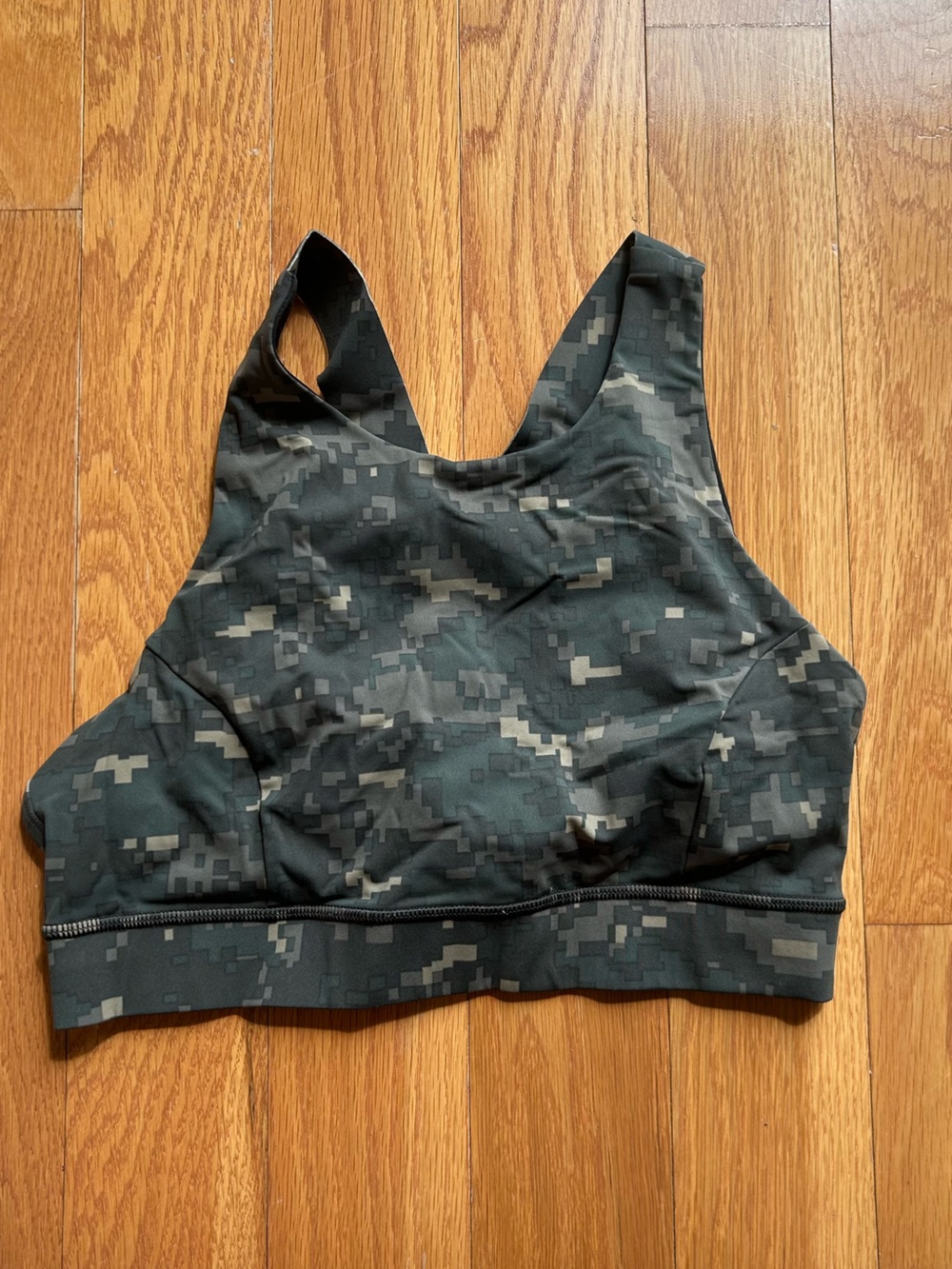 Lululemon high neck sports bra